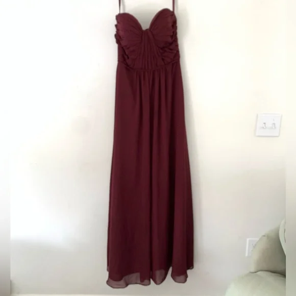 Morilee Dresses | Morilee Sz 4 Burgundy Sweetheart Bridesmaid / Prom Strapless Gown. | Color: Red | Size: 4 | Pm-07468971's Closet Morilee Dresses | Morilee Sz 4 Burgundy Sweetheart Bridesmaid / Prom Strapless Gown. | Color: Red | Size: 4 | Pm-07468971's Closet